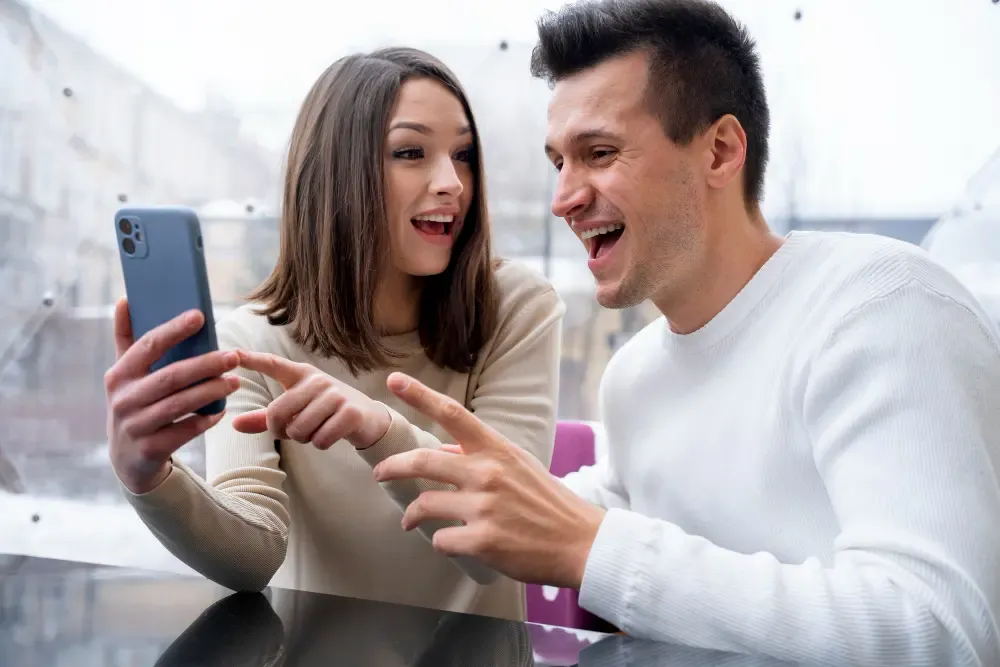 7 Qualities of a Healthy Relationship & How to Build One